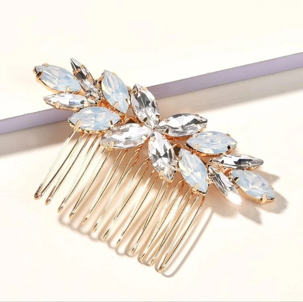 Stunning Bridal/ Prom Hair Piece
